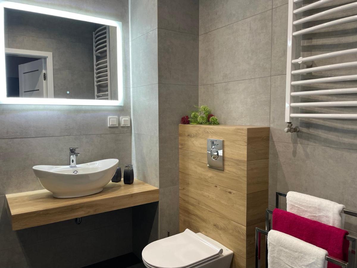 Apartment Bazylianska 1 Lok 12 *
